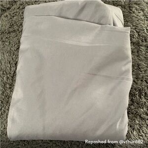 Amazon Basics Gray Queen Bed Skirt